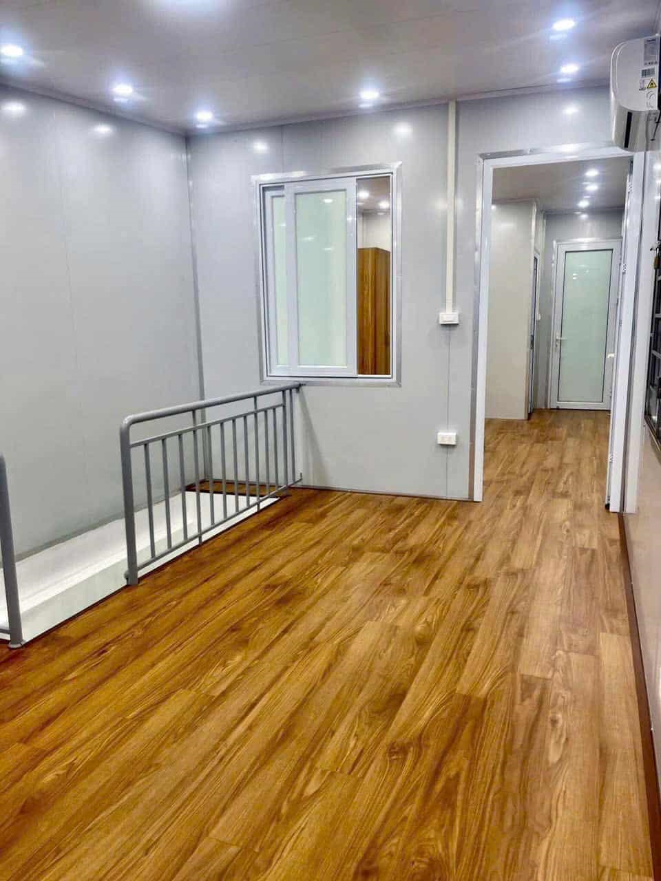 Cho thuê căn hộ tập thể phố Thái Thịnh, Đống Đa 102m² - Nhà đẹp, sẵn nội thất, khu VIP!