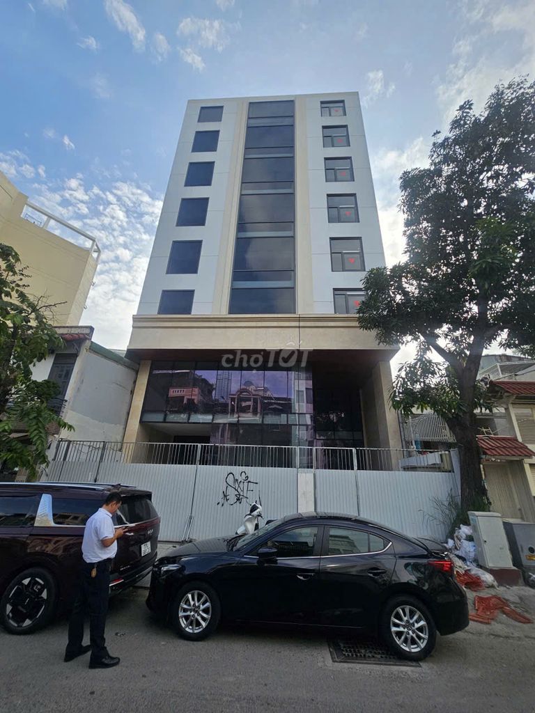 Building cho thuê mặt tiền đường Ngô Tất Tố, quận Bình Thạnh 3200m² - Sẵn sàng vào hoạt động!