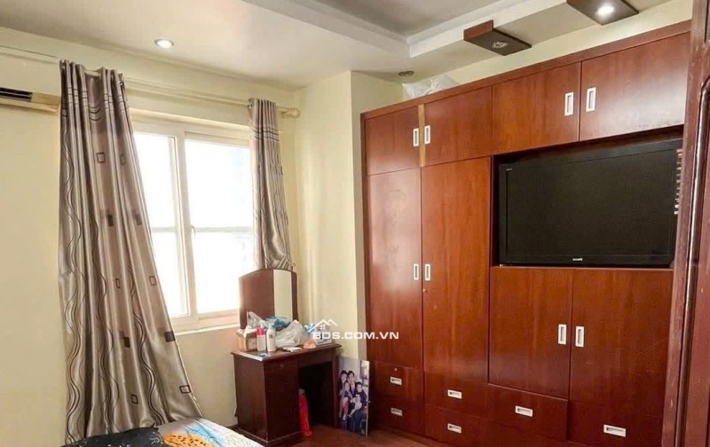 Căn hộ Oriental 110m² giá 15.5 triệu - Nội thất đầy đủ, sẵn sàng vào ở!