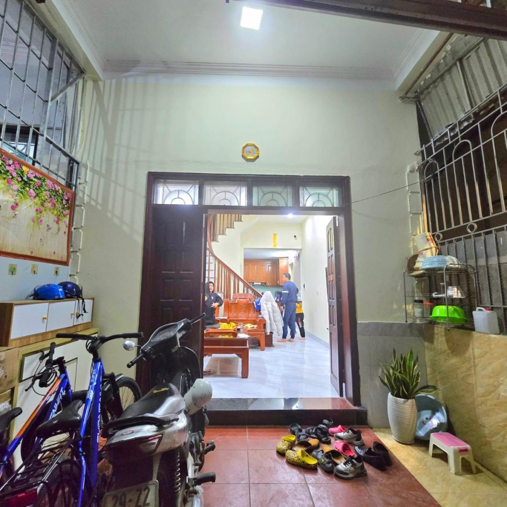 Nhà riêng Cổ Nhuế 45m² giá 9.5 tỷ - Lô góc, kinh doanh sinh lời!