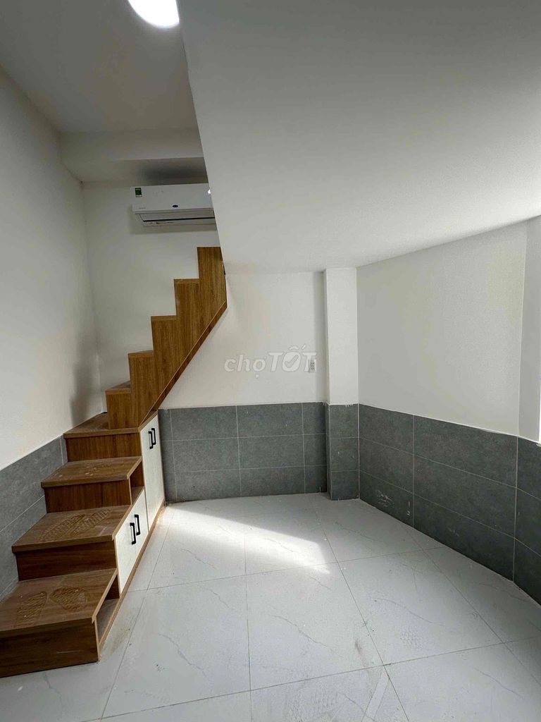 Phòng mới xây Gò Vấp 25m² giá 4.5 triệu - Full nội thất, cửa sổ trời thoáng mát!