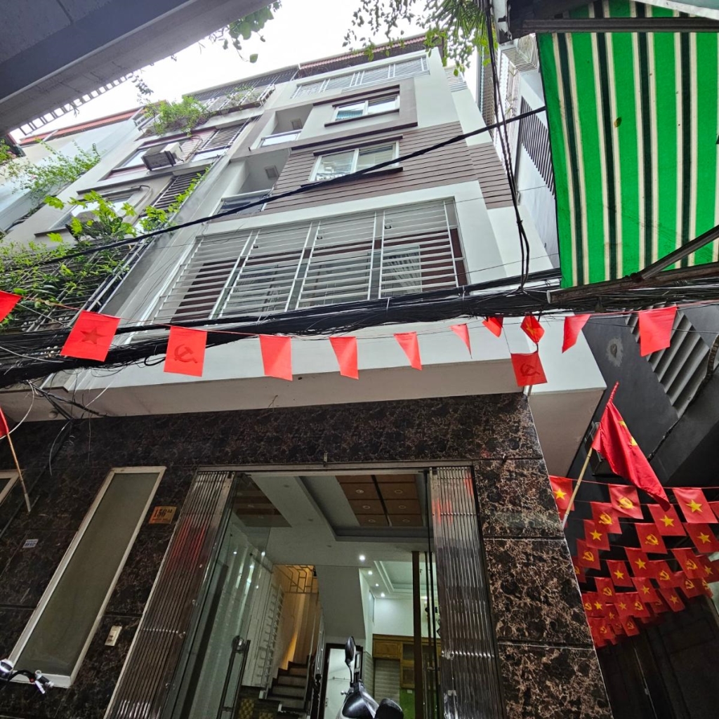 Nhà lô góc Hoàng Hoa Thám, Ba Đình 52m² giá 14.3 tỷ - Kinh doanh thuận lợi!