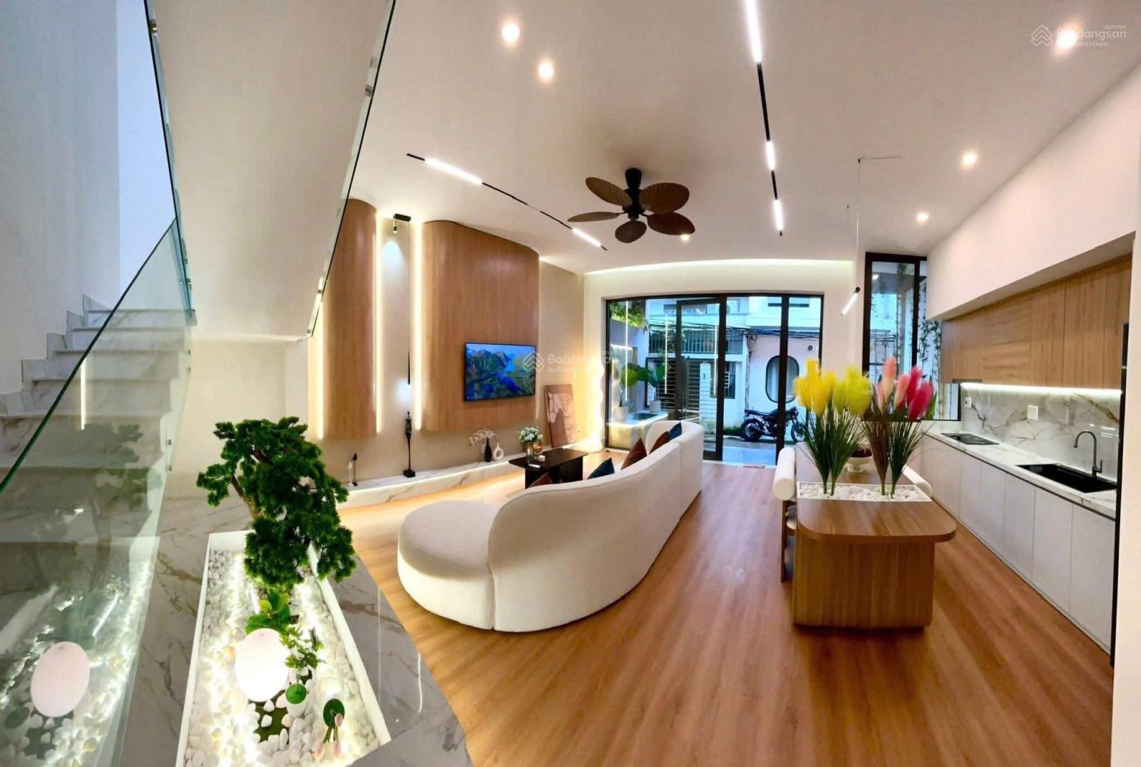 Nhà đẹp K142 Điện Biên Phủ, Đà Nẵng 90m² giá 4.59 tỷ - Vị trí đắc địa, tiện nghi đầy đủ!