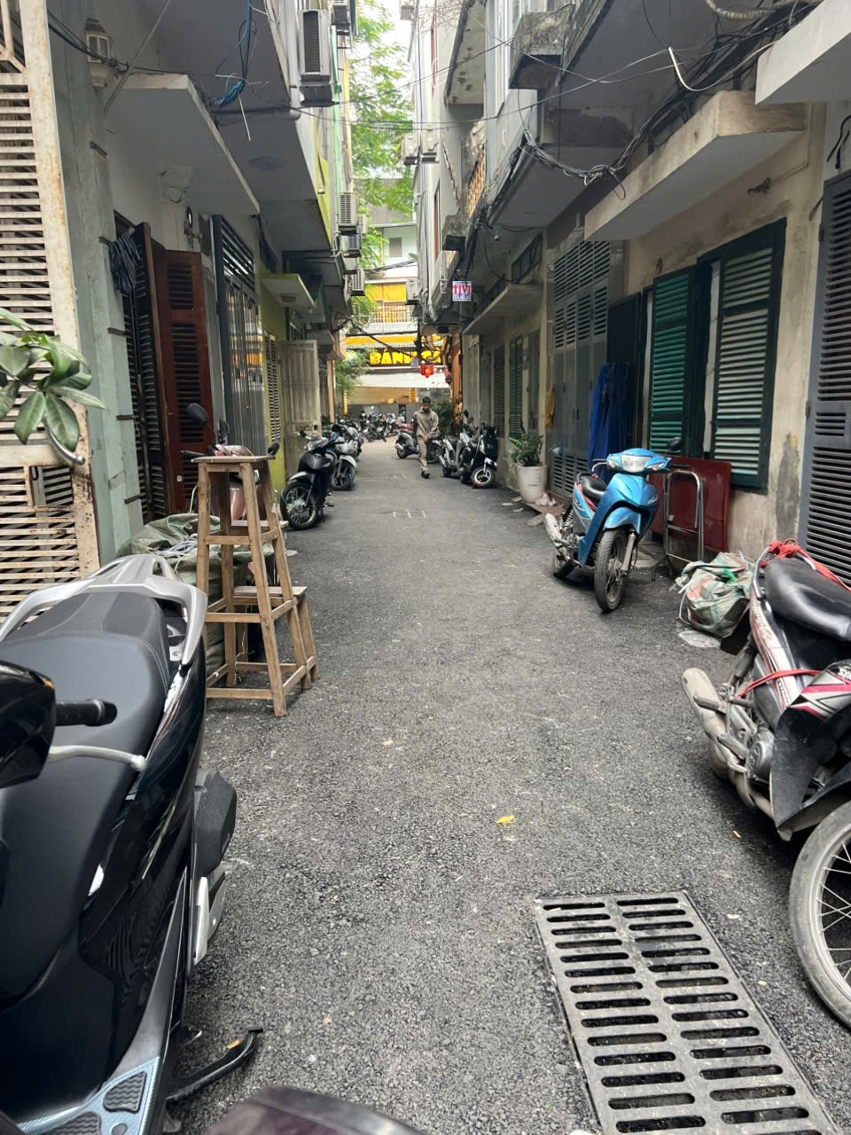 Nhà phố Kim Ngưu, Hai Bà Trưng 40m² giá 8.9 tỷ - Full nội thất sang trọng, gần phố!