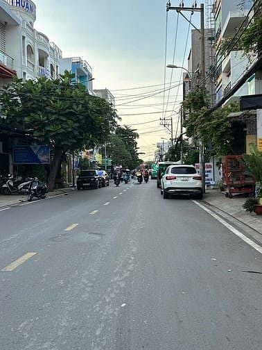 Nhà 5 tầng hẻm 220 Nguyễn Văn Khối 80m² giá 17 tỷ - Đầu tư kinh doanh sinh lời!