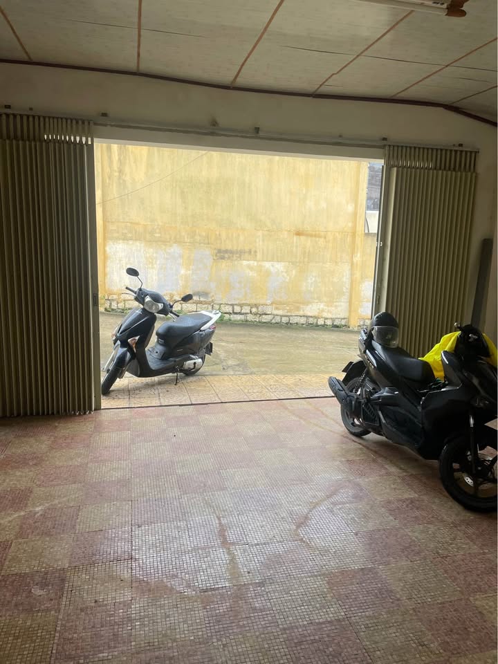 Kho cho thuê đường Nguyễn Đình Quân, Đà Lạt 200m² - Giá chỉ 10 triệu/tháng!