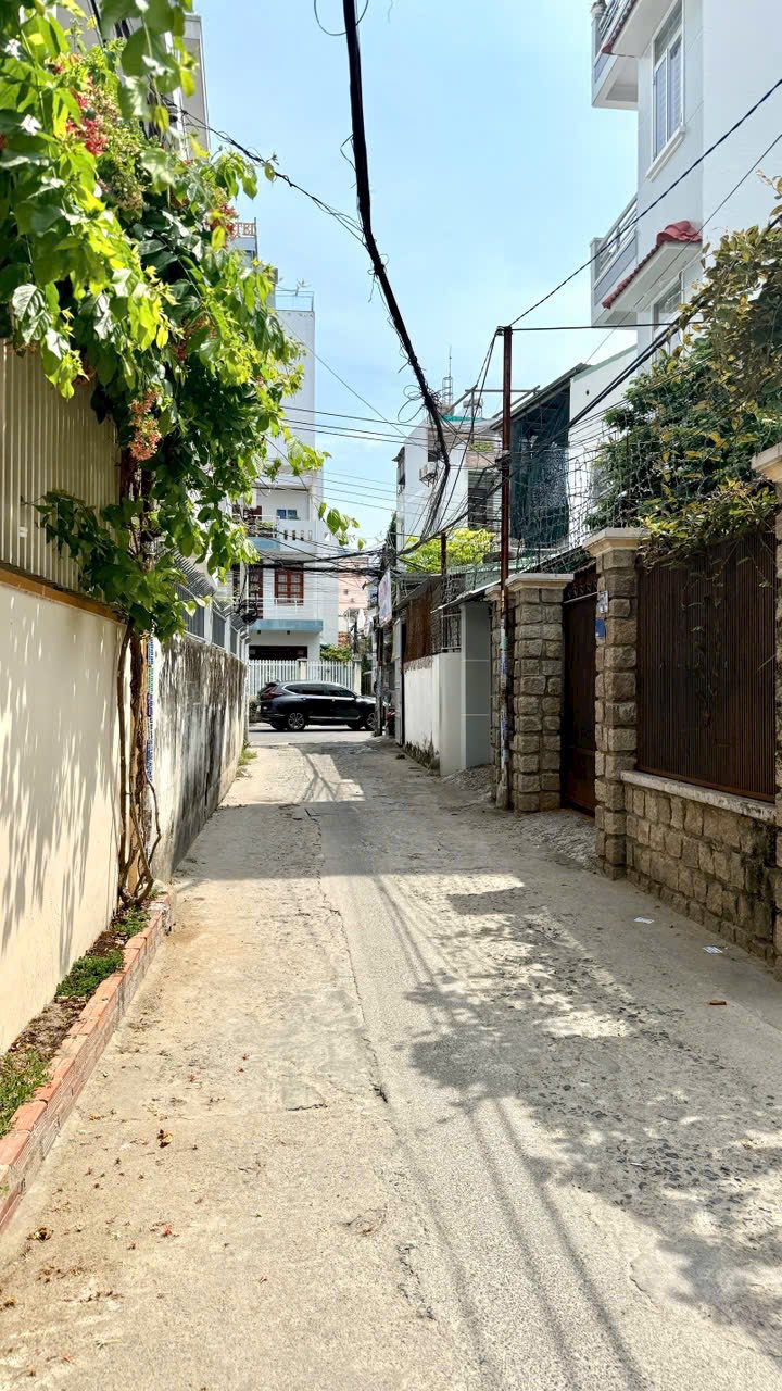 Đất hẻm ô tô Đặng Tất, Vĩnh Hải 134m² giá 10 tỷ - Cơ hội đầu tư hấp dẫn!