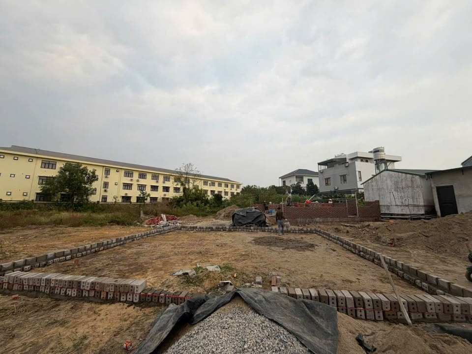 Nhà góc khu 1 Hải Hoà Móng Cái 100m² - Sổ hồng chính chủ, giá thỏa thuận!