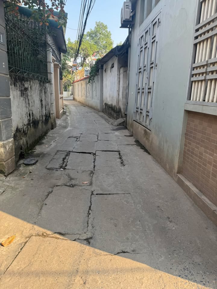 Đất bán phường Đông Ngạc 83m² giá 7 tỷ - Vị trí thuận lợi, pháp lý rõ ràng!