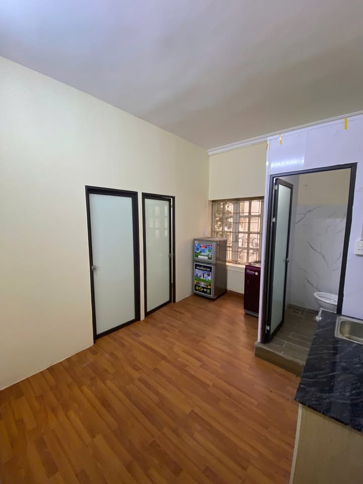 Cho thuê phòng trọ ngõ 465 Đội Cấn, Ba Đình 6 triệu - Phòng khép kín, thoáng mát