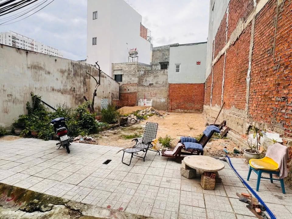 Đất nền Phước Long Nha Trang 62m² giá 1.87 tỷ - Vị trí đắc địa gần đường lớn!