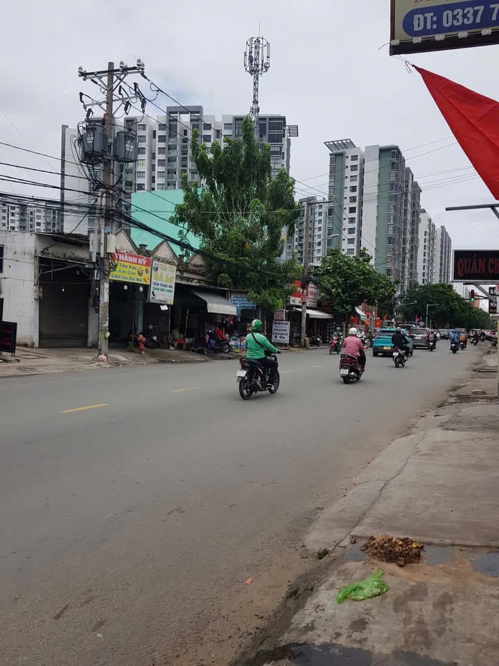 Nhà mặt tiền đường Hương Lộ 3, quận Tân Phú, DT 132m² - Cho thuê ngay!