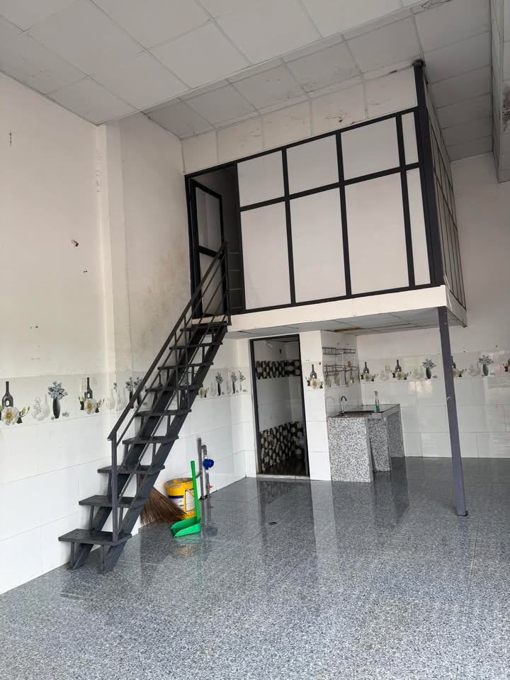 Cho thuê kiôt góc đường DJ1A - NJ2, Bến Cát, Bình Dương giá 3 triệu - Không gian thông thoáng lý tưởng!