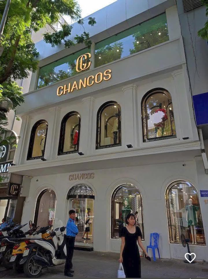 Cho thuê FrontHouse tại Phố Huế, Hai Bà Trưng 50m² - Thích hợp làm văn phòng hoặc kinh doanh!