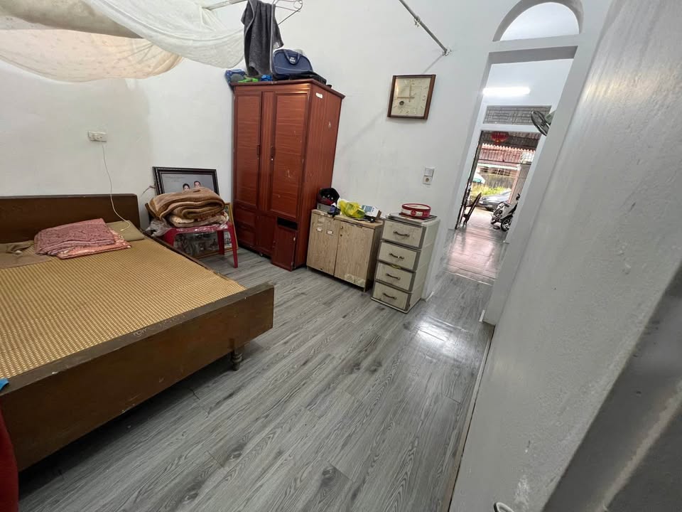 Nhà 2 tầng đường Trần Quang Diệu 99.1m² giá 5.25 tỷ - Kinh doanh sầm uất, tiện ích đầy đủ!