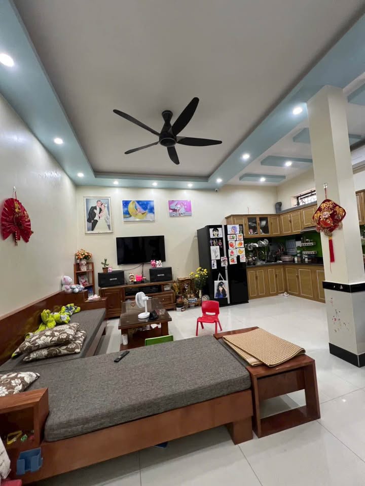 Nhà bán tại Hạ Lý, Hải Phòng 47m² giá 2.75 tỷ - Gần chợ Cao Thắng!