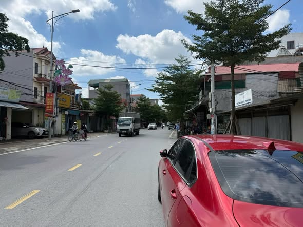 Bán cửa hàng 104m² mặt phố Cửu Cao, Văn Giang - Địa điểm kinh doanh lý tưởng!