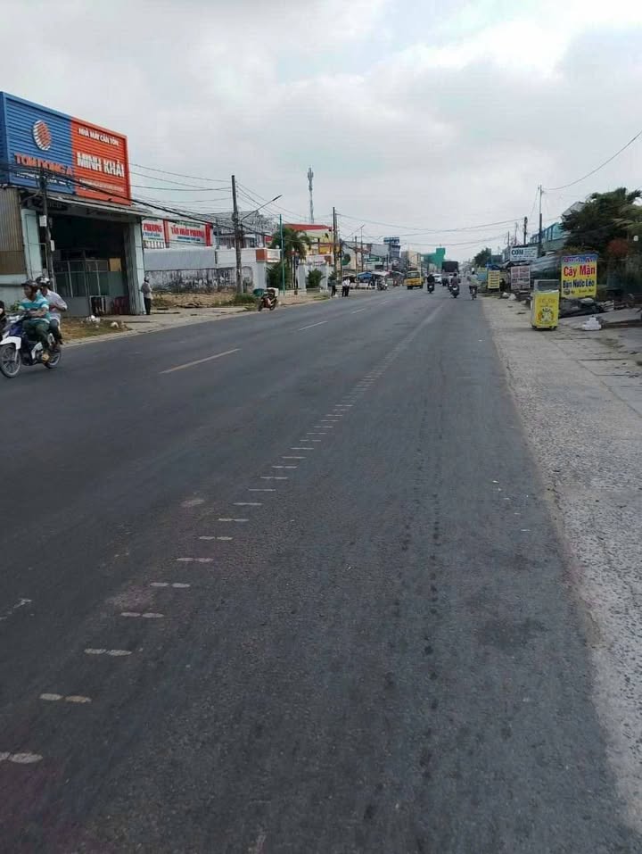 Đất nền mặt Quốc lộ 1A, Ấp Sóc Bưng, 175m² - Cơ hội đầu tư hấp dẫn!