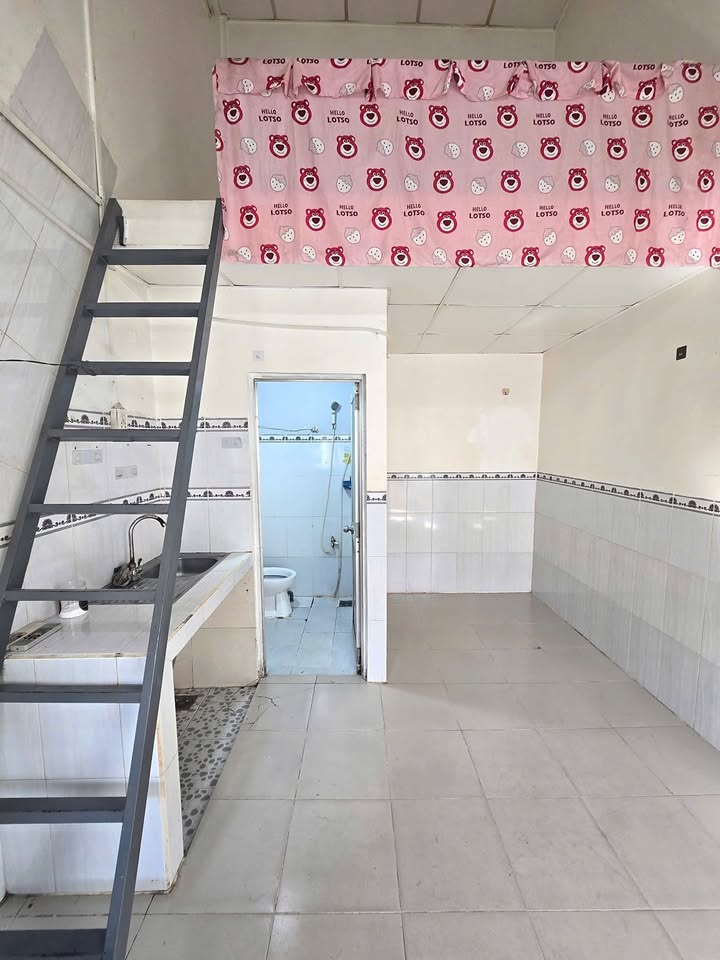 Phòng trọ Hùng Vương, Ninh Kiều 12m² giá 2 triệu - Sẵn sàng vào ở!