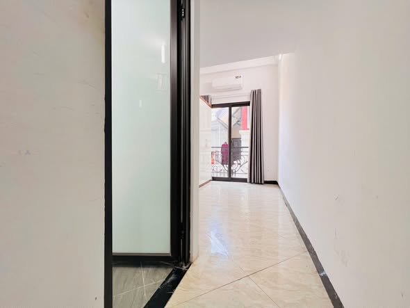 Căn hộ 615 Lĩnh Nam 3.2 triệu - Nội thất đầy đủ, thuận tiện di chuyển!