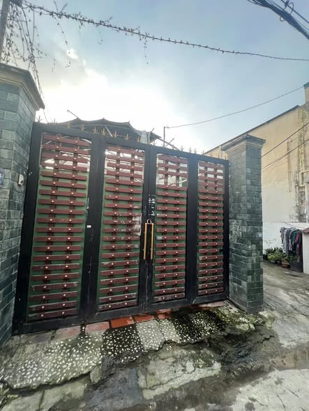 Nhà cấp 4 mặt tiền Quốc Lộ 1A, 100m² giá 4.5 tỷ - Cơ hội đầu tư tuyệt vời!