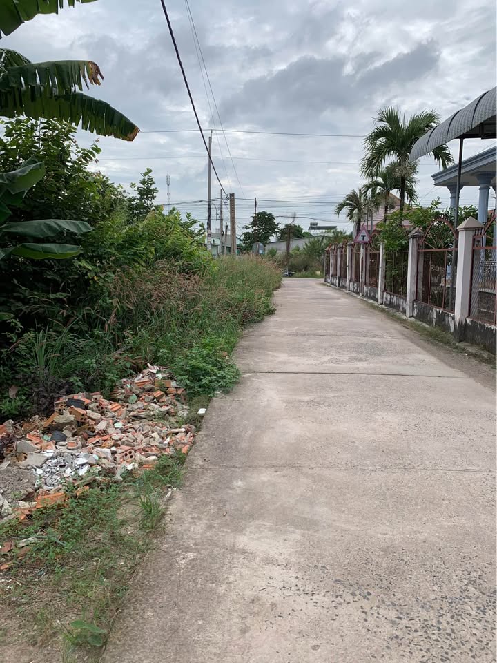 Đất thổ cư Phú Mỹ Bà Rịa - Vũng Tàu 105m² giá chỉ 1 tỷ - Hướng Tây, sổ hồng đầy đủ