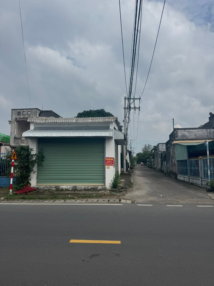 Nhà cho thuê mặt tiền đường Hùng Vương, phường Vĩnh Thanh - Thỏa thuận giá tốt!