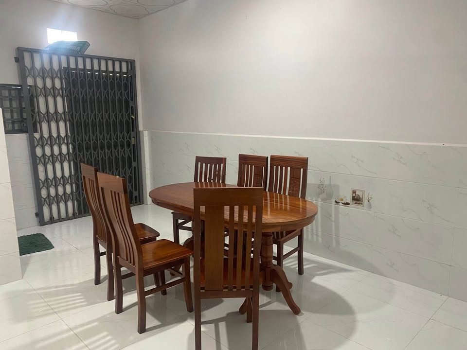 Nhà KDC Minh Châu, phường 7, Sóc Trăng 100.8m² giá 1.25 tỷ - Tặng nội thất đầy đủ!