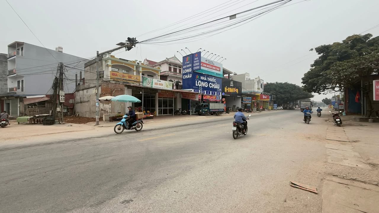 Lô góc 2 mặt tiền Quốc lộ 37, Hòa Sơn, Hiệp Hòa - Chỉ 5 tỷ - Kinh doanh sầm uất!