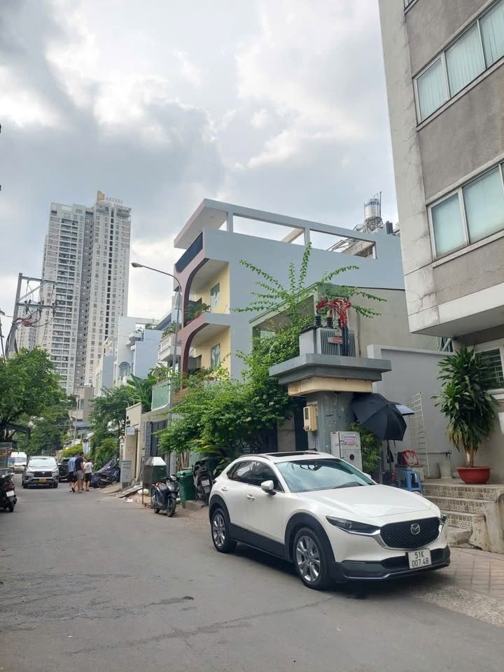 Đất nền đường Số 9, Thảo Điền, Quận 2, 119m² giá 28 tỷ - Vị trí đắc địa, tiện ích đầy đủ!