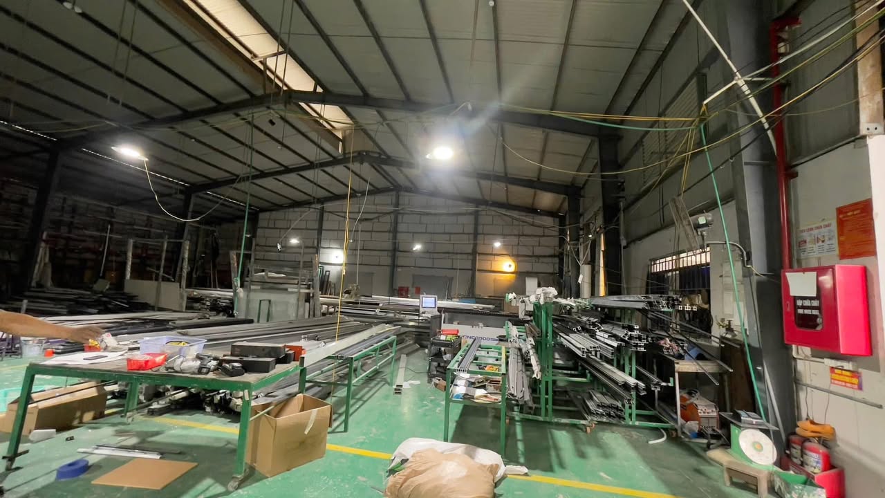 Nhà xưởng cho thuê 940m² tại Cụm Công Nghiệp Phùng, Đan Phượng - Giá chỉ 84.6 triệu/tháng!