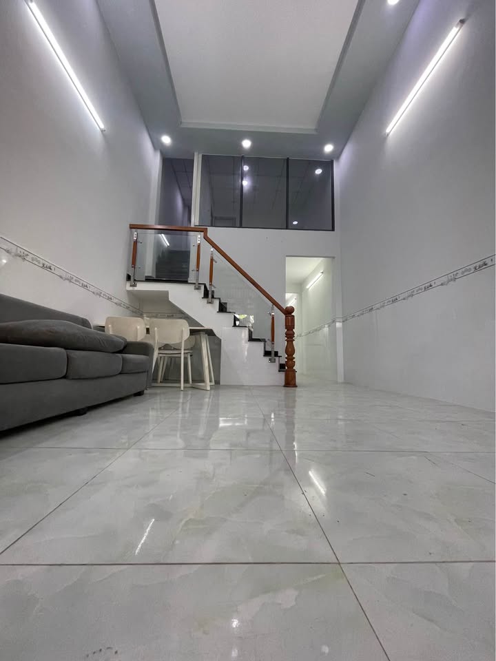 Nhà bán 3/ Phạm Văn Sáng, Vĩnh Lộc 56m² giá 1.65 tỷ - Nhà đẹp, gác lửng, vị trí thuận tiện!