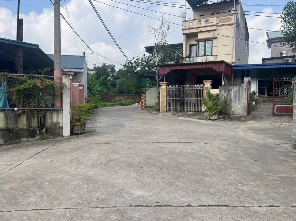 Đất nền phường Quyết Thắng 100m² giá 1.1 tỷ - Vị trí đẹp, xây dựng tự do!