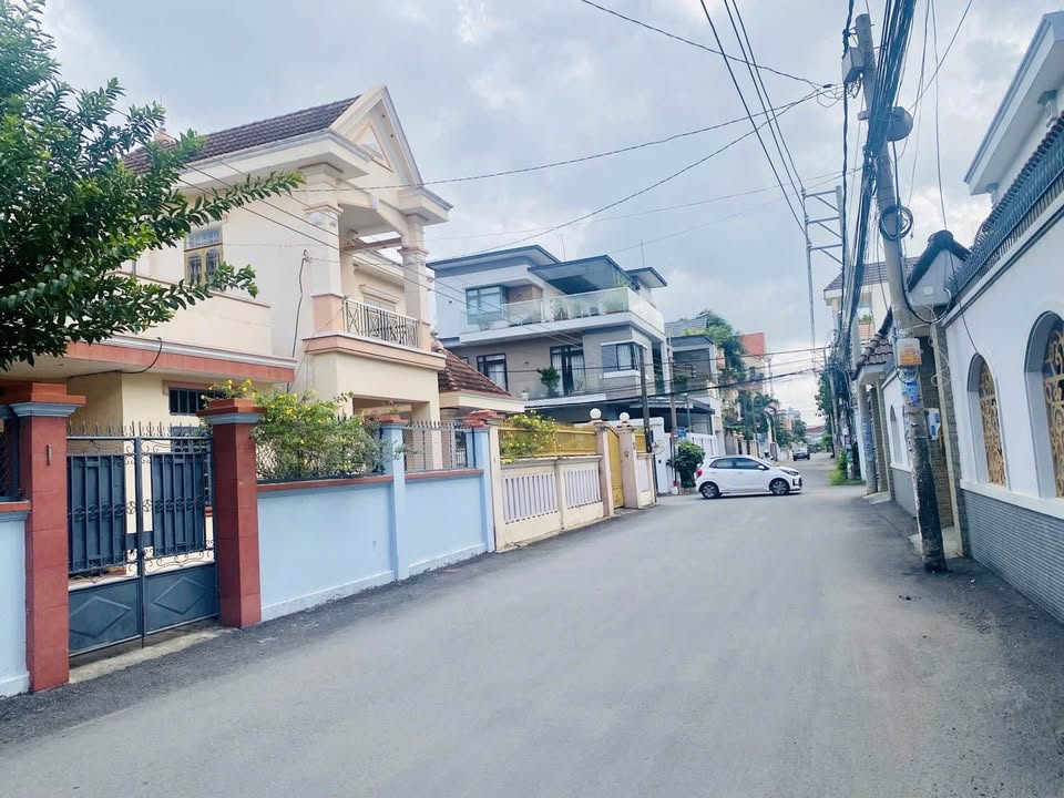 Đất Tân Phong Biên Hòa 580m² giá 11.99 tỷ - Sẵn sàng xây dựng ngay!