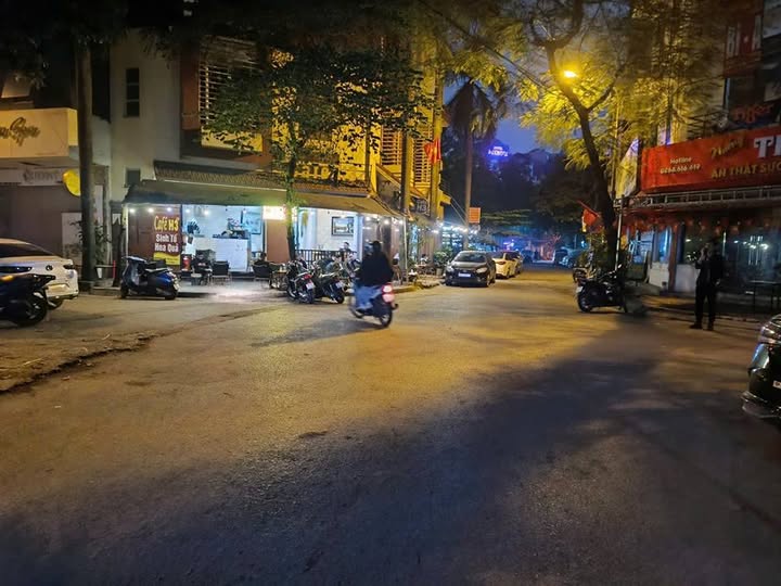 Bán gấp FrontHouse tại Trung Yên 11, Cầu Giấy 56m² giá 28 tỷ - Vỉa hè rộng ô tô tránh