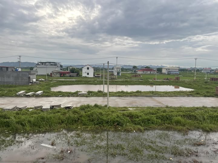 Đất phân lô Yên Từ, Yên Mô 100m² giá 1 tỷ - Cách quốc lộ 12B chỉ 100m!