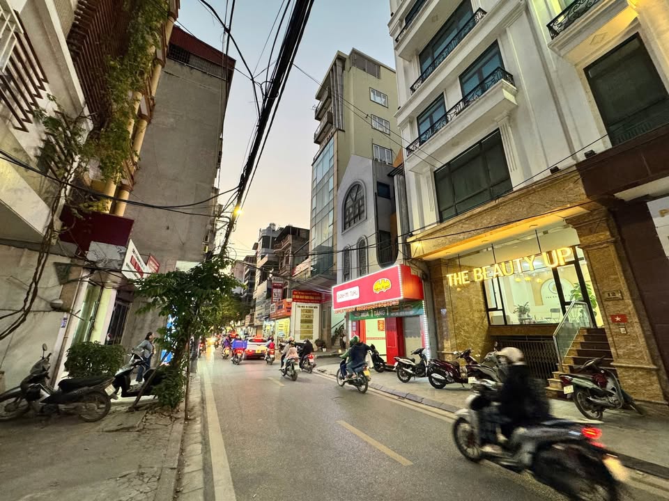 Mặt bằng kinh doanh cho thuê phố Trần Điền, Thanh Xuân 40m² - Lô góc tấp nập, ô tô đỗ cửa!