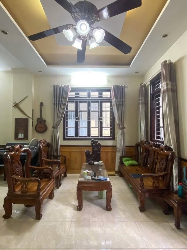 Nhà đẹp Kiến Hưng Hà Đông 38m² giá 6.5 tỷ - Ô tô lùi tận cửa!