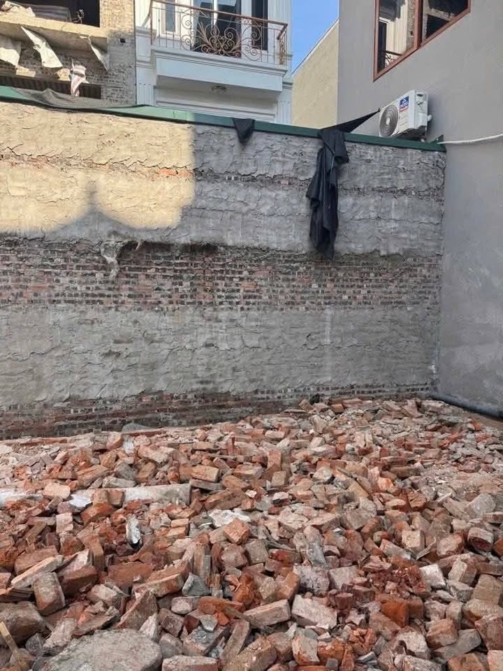 Đất Thượng Cát 50m² giá 5.8 tỷ - Gần ô tô tránh, tiềm năng tăng giá cao!