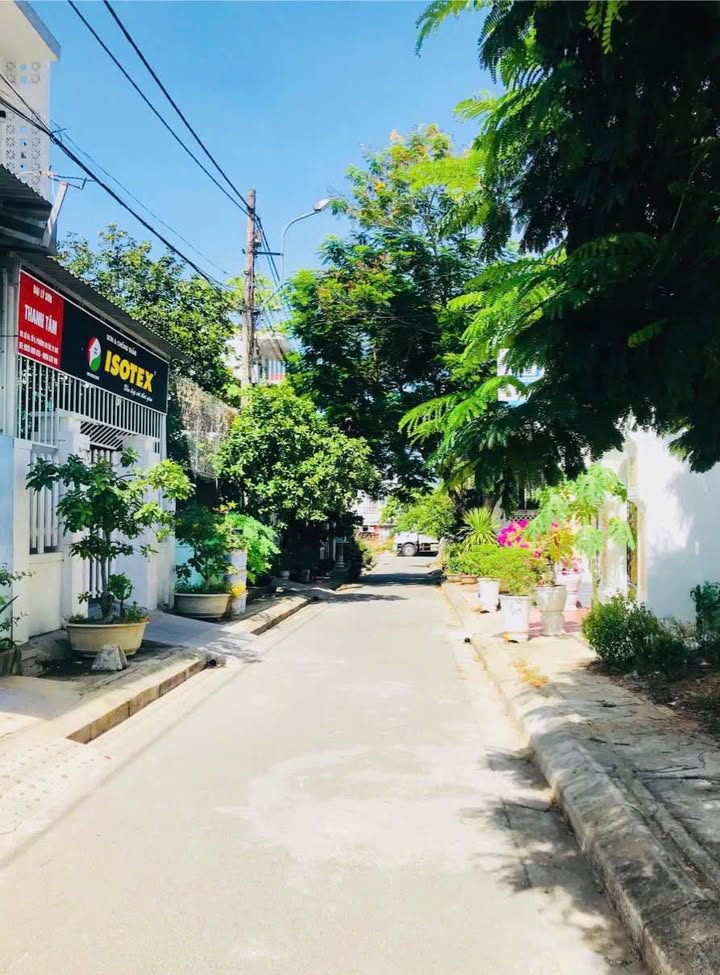 Đất mặt tiền KQH Xóm Hành, An Cựu, Huế 105m² giá 2.3 tỷ - Cơ hội đầu tư hiếm có!