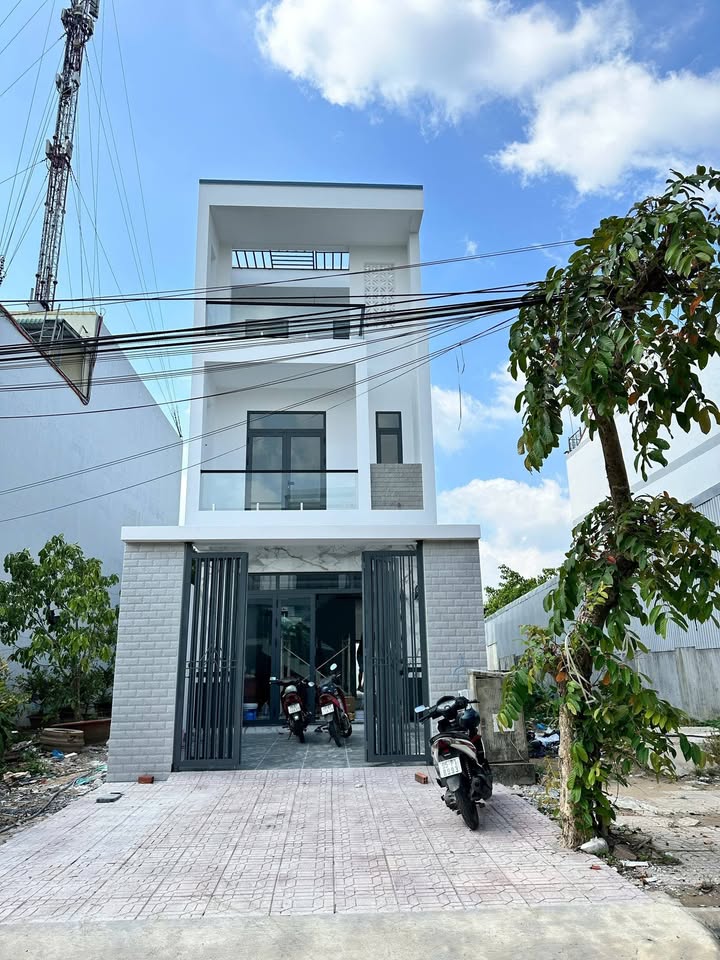 Nhà phố 1 trệt 2 lầu đường Số 10, KDC Văn Hoá Tây Đô, Cần Thơ - Diện tích 125m², giá chỉ 5.499 tỷ!