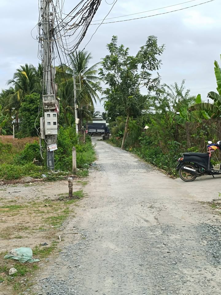 Đất nền Phước Thạnh 92m² giá chỉ 650 triệu - Đường xe hơi rộng rãi!