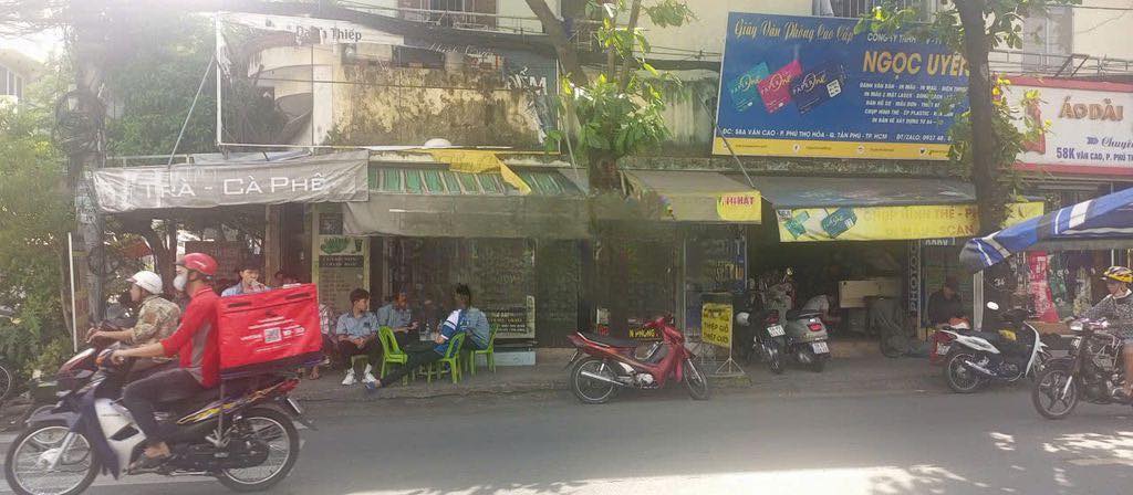 Nhà góc 2 mặt tiền cho thuê tại Văn Cao, quận Tân Phú - Giá chỉ 40 triệu/tháng!