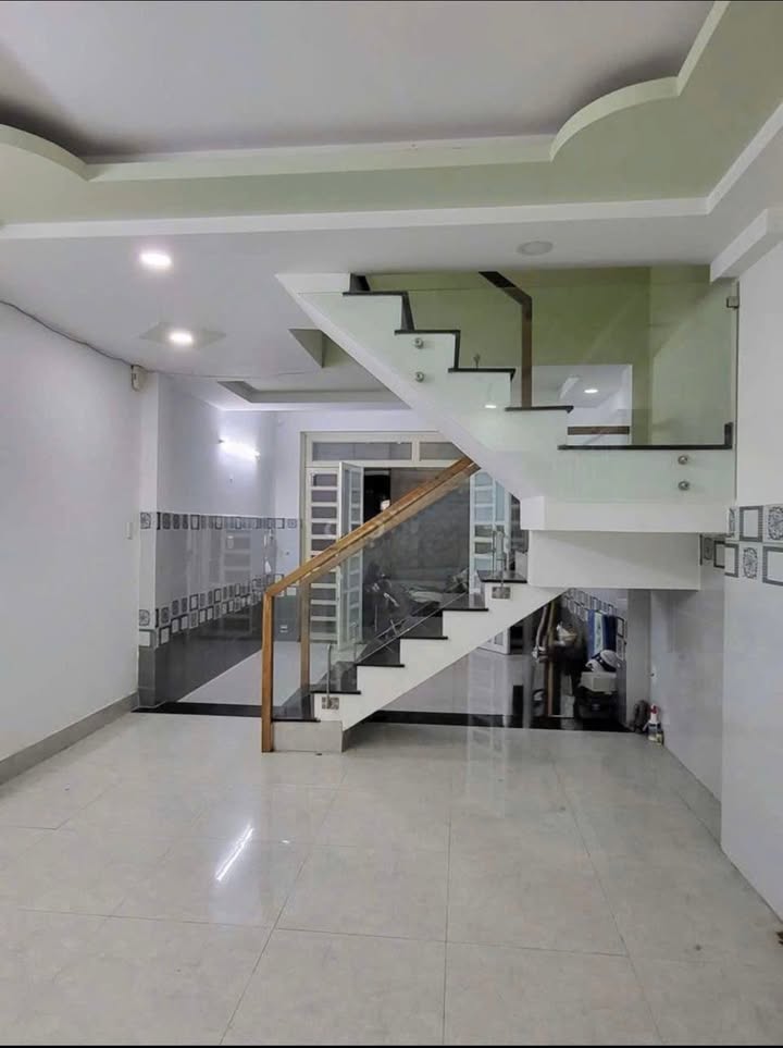 Nhà nguyên căn cho thuê hẻm 698 Trường Chinh, Tân Bình 44m² - Bàn giao sạch đẹp, giá tốt!