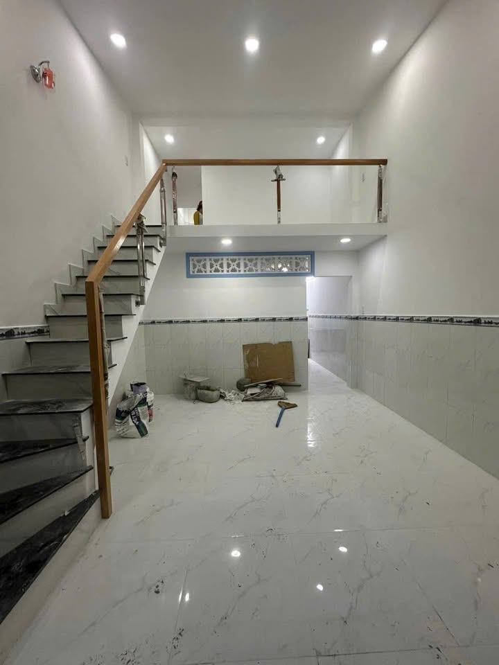 Nhà bán 2.49 tỷ tại Hóc Môn, 44m² - Sổ hồng riêng, sang tên ngay!