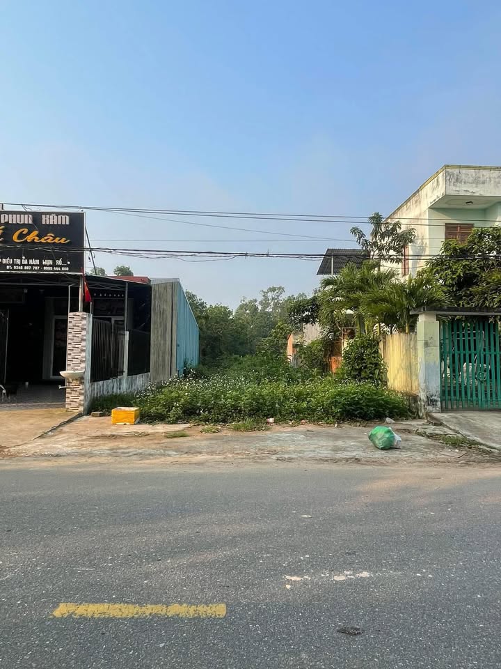 Bán gấp FrontHouse mặt tiền Lê Thánh Tông, Quảng Phú 160m² - Hướng Đông Bắc, giá 2.4 tỷ!