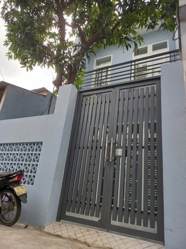 Nhà phố Bà Điểm Hóc Môn 55m² giá 3.9 tỷ - Sổ hồng riêng chính chủ!