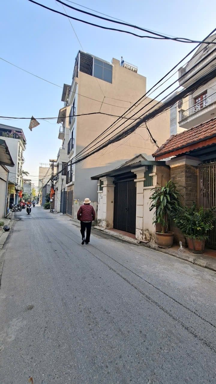 Đất Ngọc Thụy Long Biên 92m² - Kinh doanh, mặt tiền rộng, giá thỏa thuận!