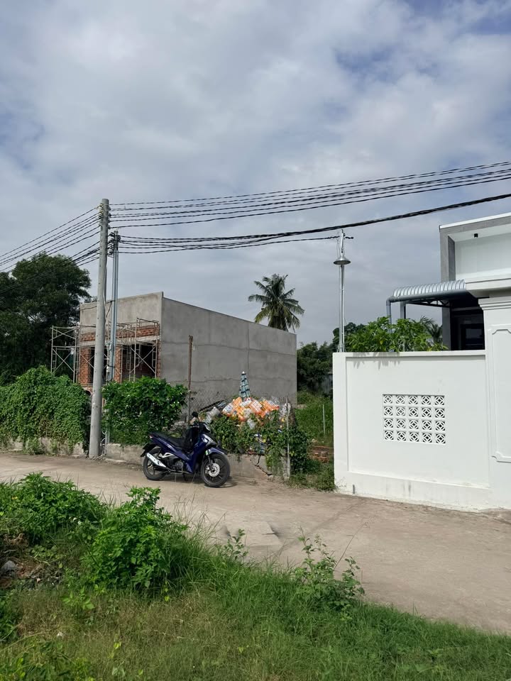 Đất thổ cư 107m² xã Long Thọ 1.8 tỷ - Sổ đỏ chính chủ, gần khu dân cư!