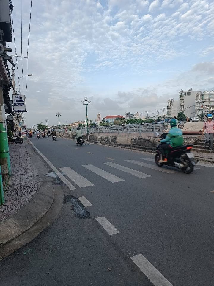 Nhà cấp 4 quận 8 60m² giá 3.8 tỷ - Vị trí đẹp, khu VIP